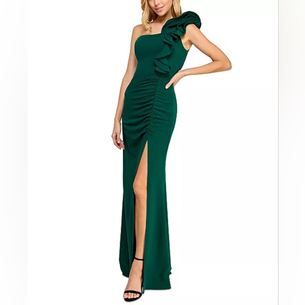 Ruffled one shoulder| asymentrical gown
